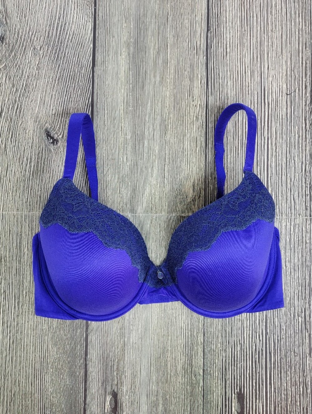 Victoria's Secret Lined Perfect Coverage Lace Bra 34DD